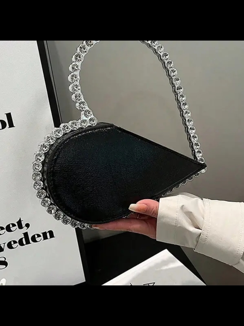 Purse Rhinestone-Trim Black Heart Wristlet - Picture 2 of 9